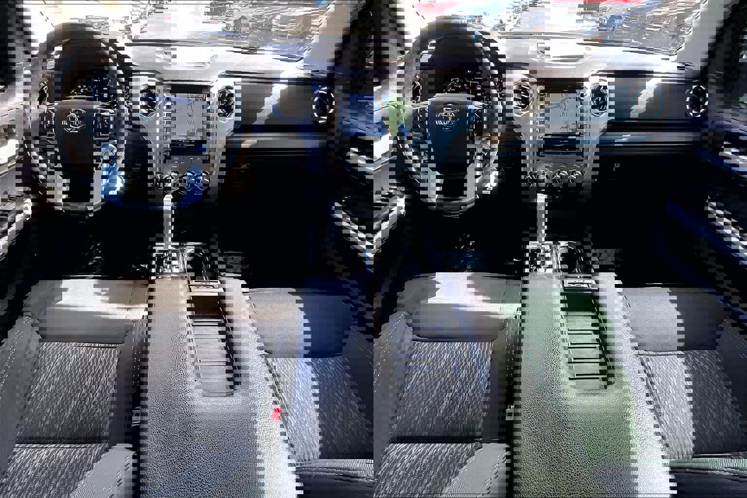 Used 2021 Toyota Tundra SR5 w/ Trail Edition image 14