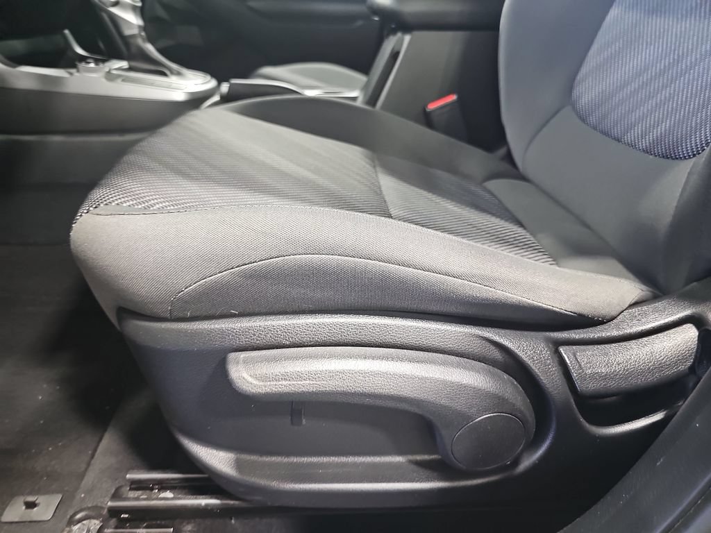 Used 2024 Kia Seltos LX AWD/4WD image 28