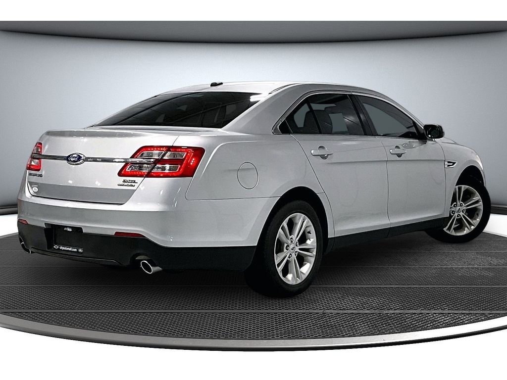 Used 2013 Ford Taurus SEL image 14