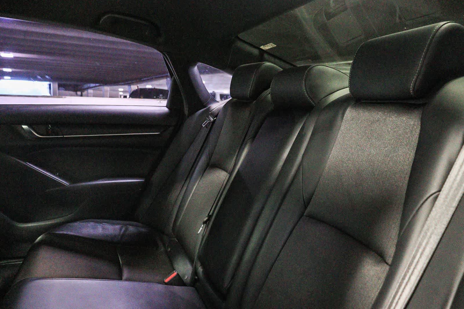 Used 2018 Honda Accord Sport image 19