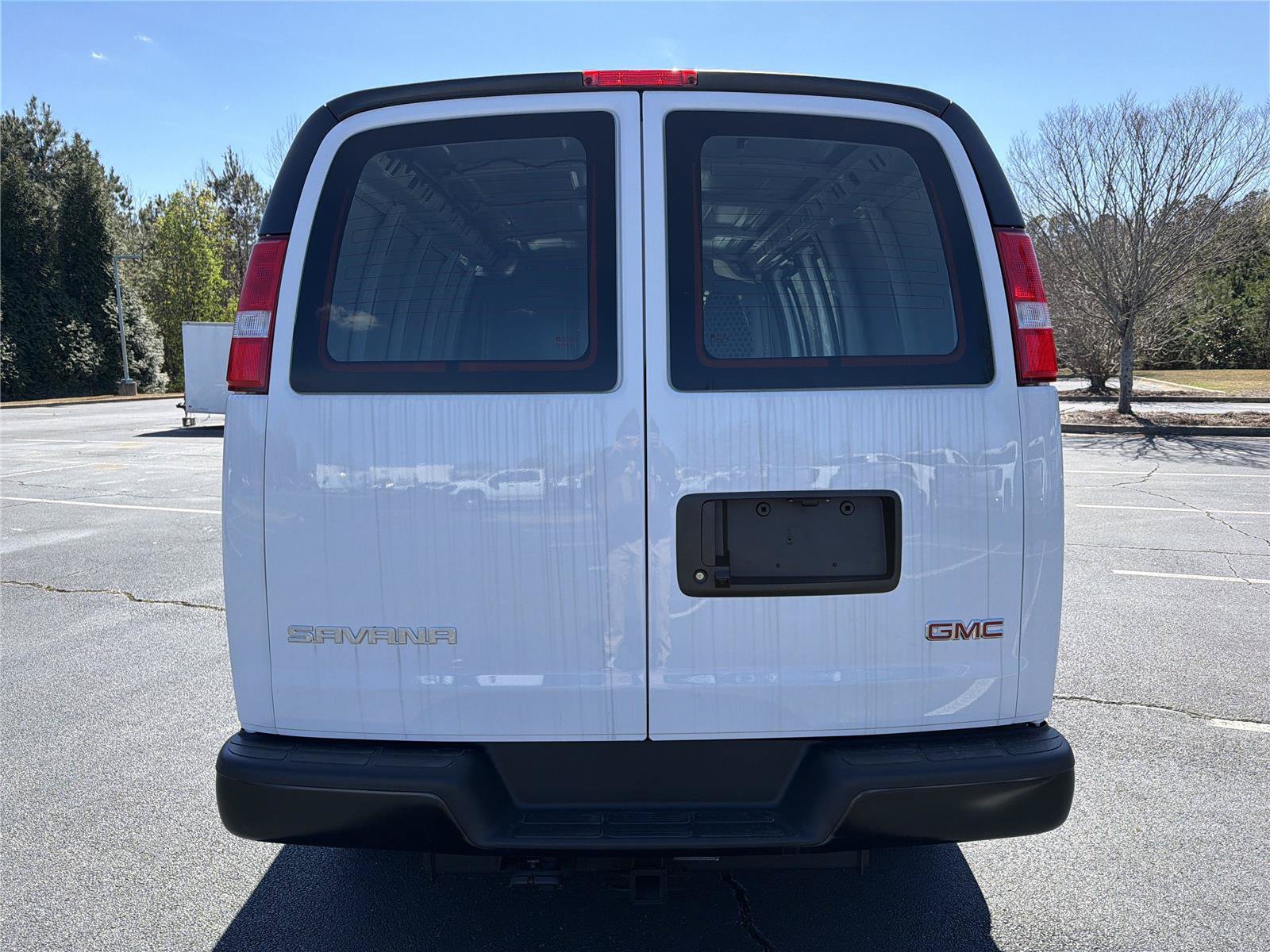 New 2025 GMC Savana 2500 w/ Driver Convenience Package RWD image 5