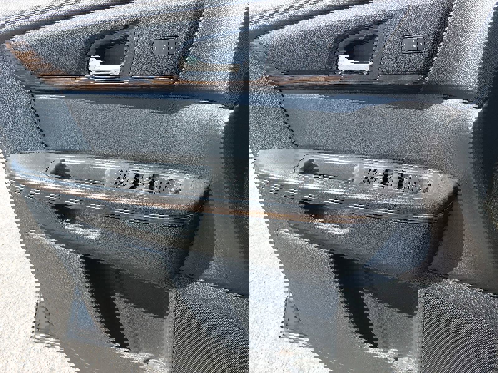 Used 2015 GMC Acadia Denali image 29