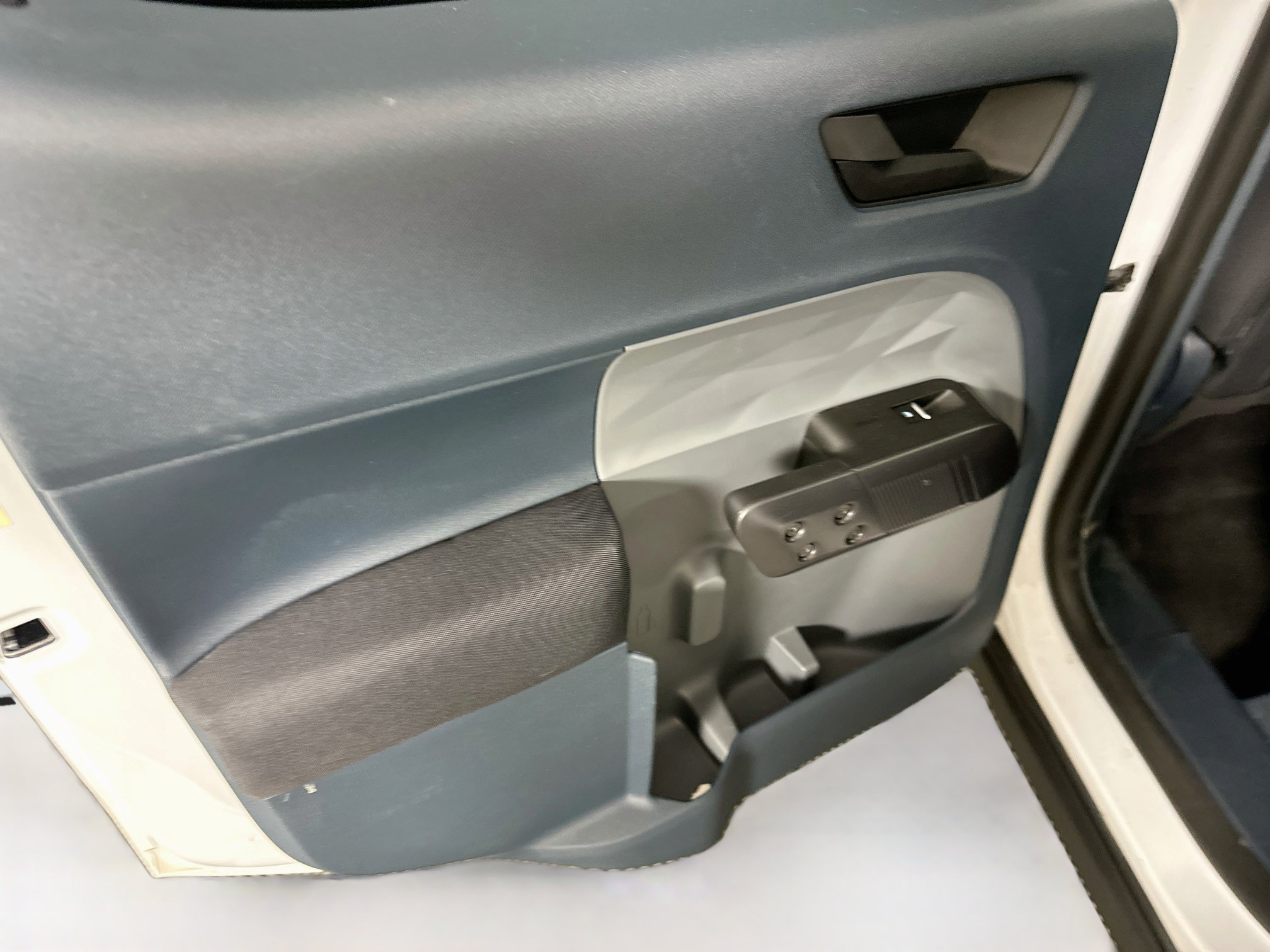 Used 2024 Ford Maverick XL FWD image 25