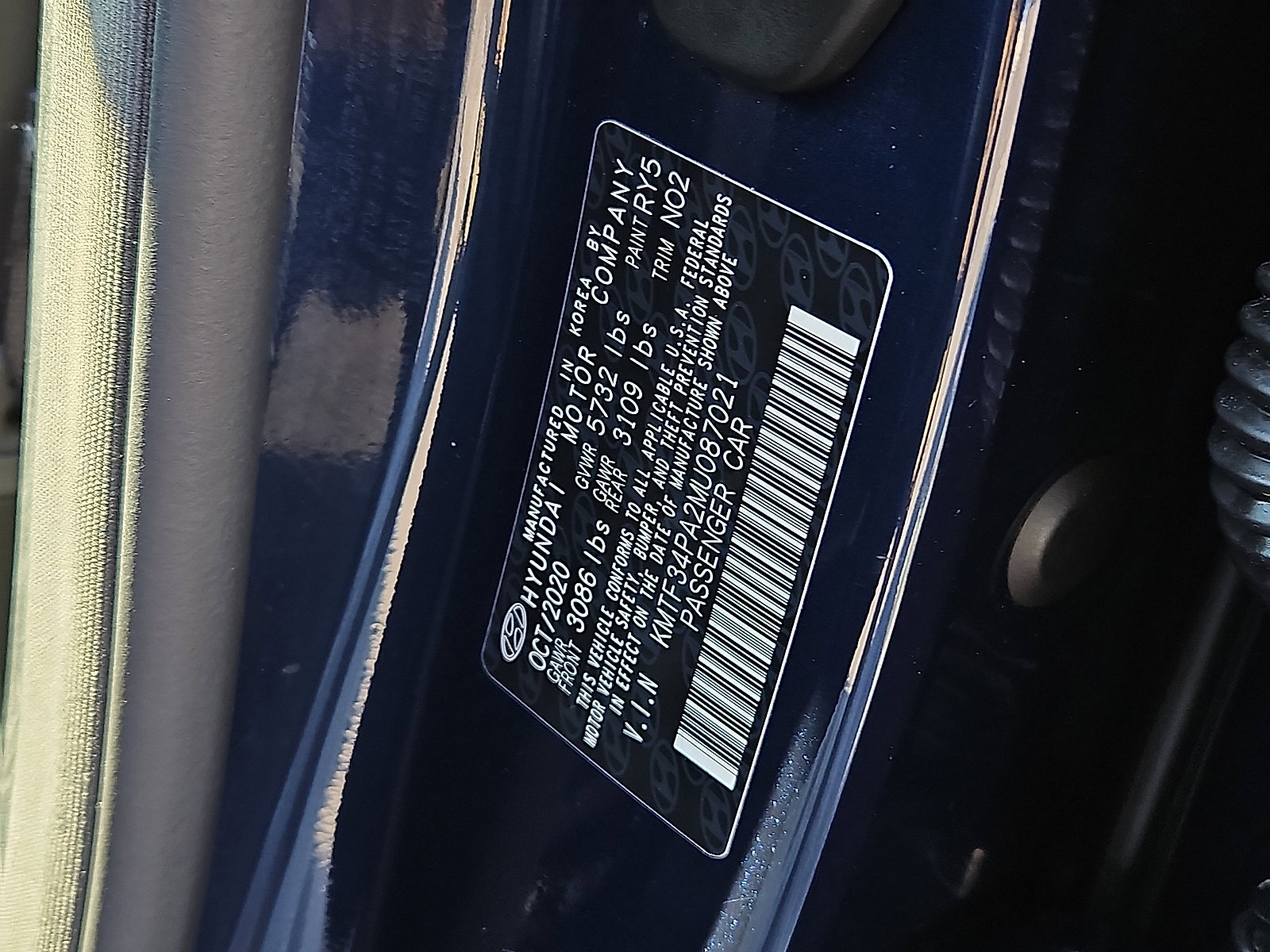 Used 2021 Genesis G90 3.3T Premium image 28