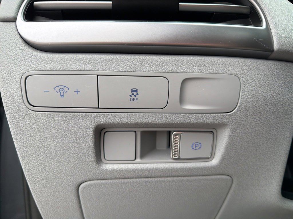 Used 2023 Hyundai Palisade SE image 47