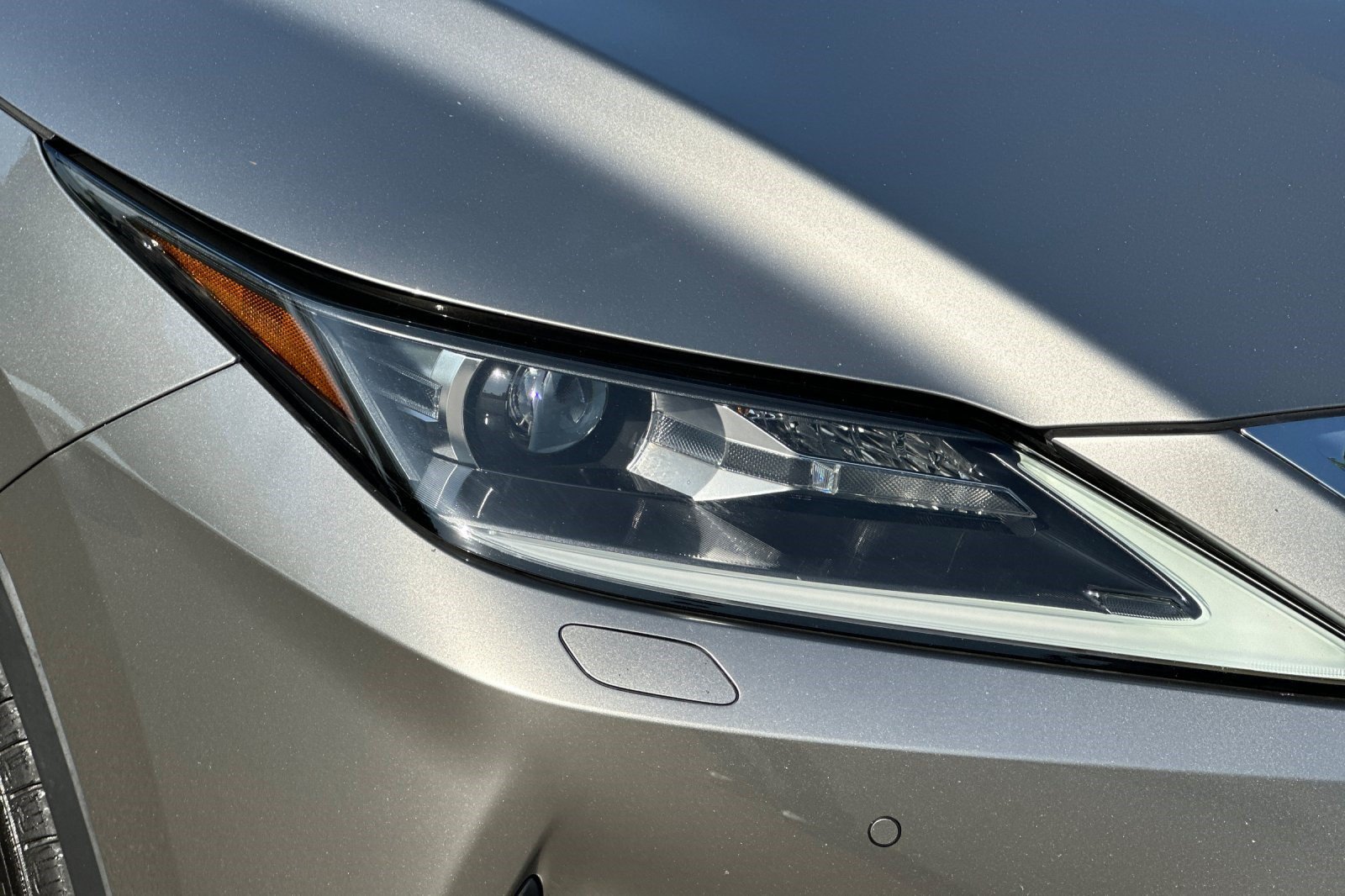 Certified 2022 Lexus RX 450h AWD w/ Premium Package image 11