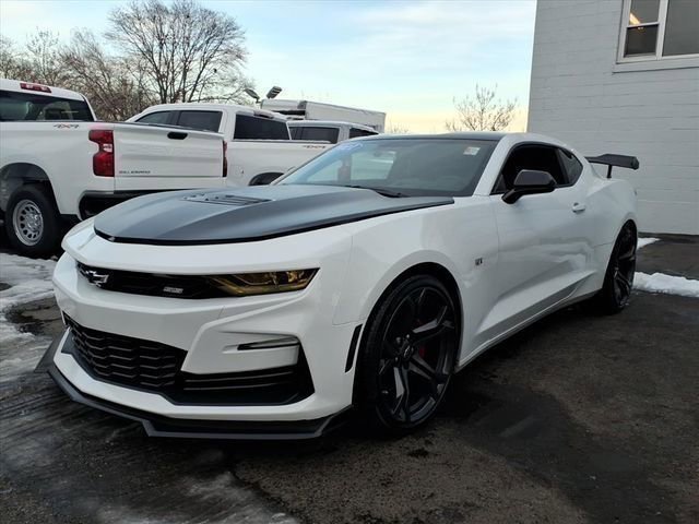 Used 2021 Chevrolet Camaro SS image 3
