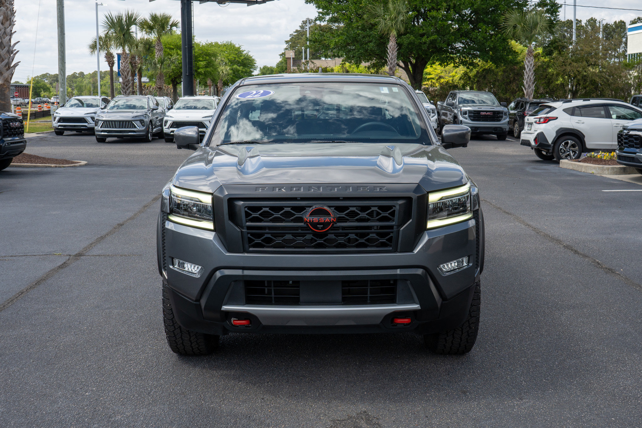 Used 2022 Nissan Frontier Pro-X image 8