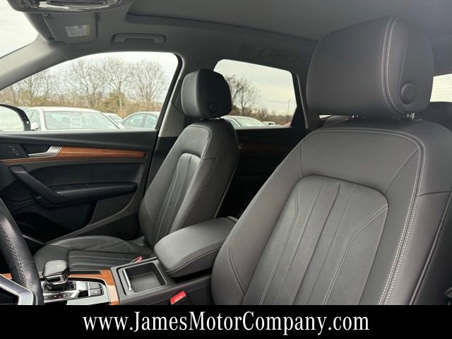 Used 2021 Audi Q5 2.0T Premium image 11