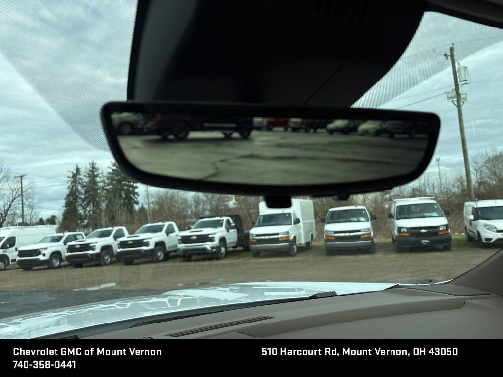 New 2026 GMC Yukon Denali w/ Advanced Technology Package AWD/4WD image 32