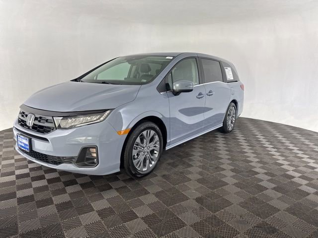 Certified 2026 Honda Odyssey Touring image 5