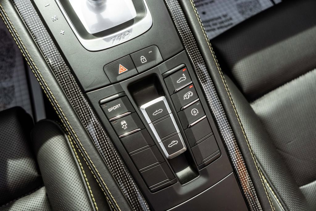 Used 2023 Porsche 718 Boxster S image 22