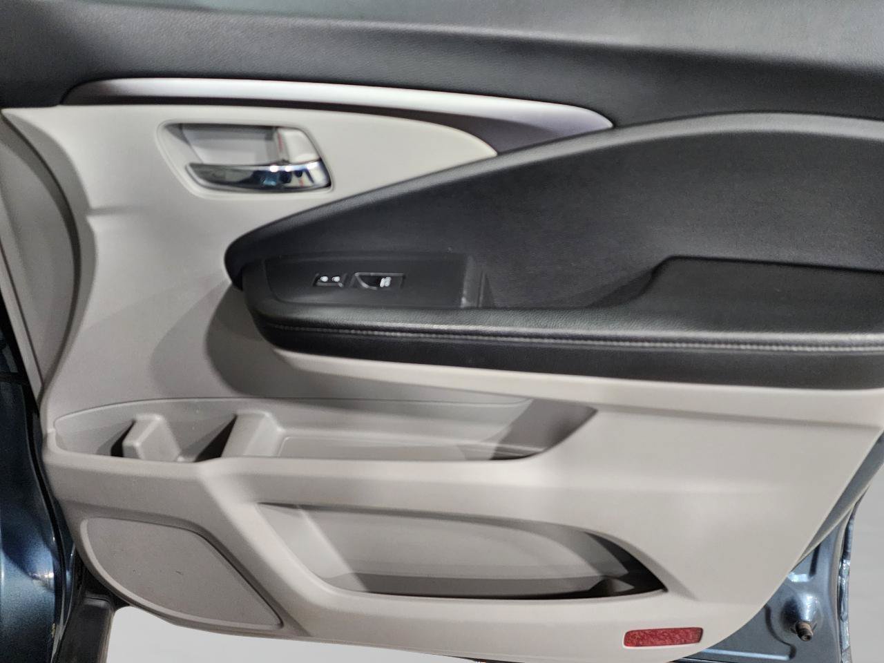Used 2022 Honda Pilot Special Edition image 26