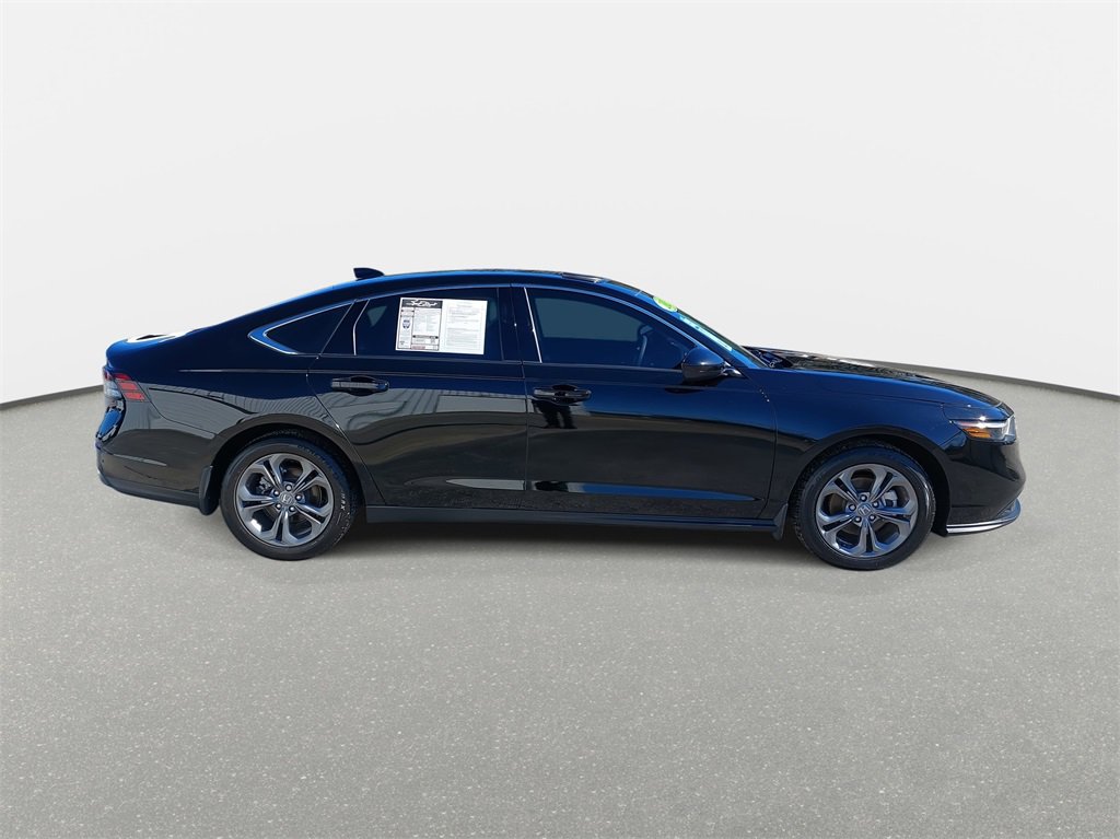 Used 2023 Honda Accord EX image 4
