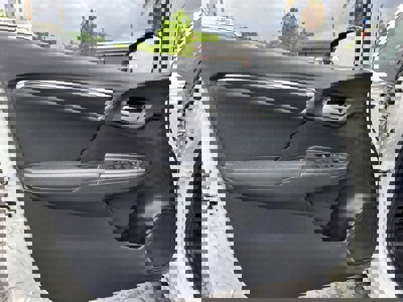 Used 2017 Honda Fit LX image 15