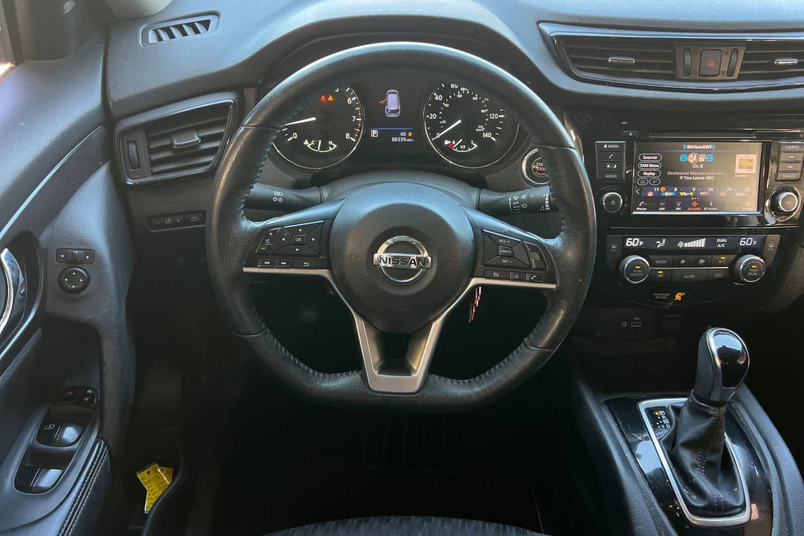 Used 2019 Nissan Rogue SV FWD image 16