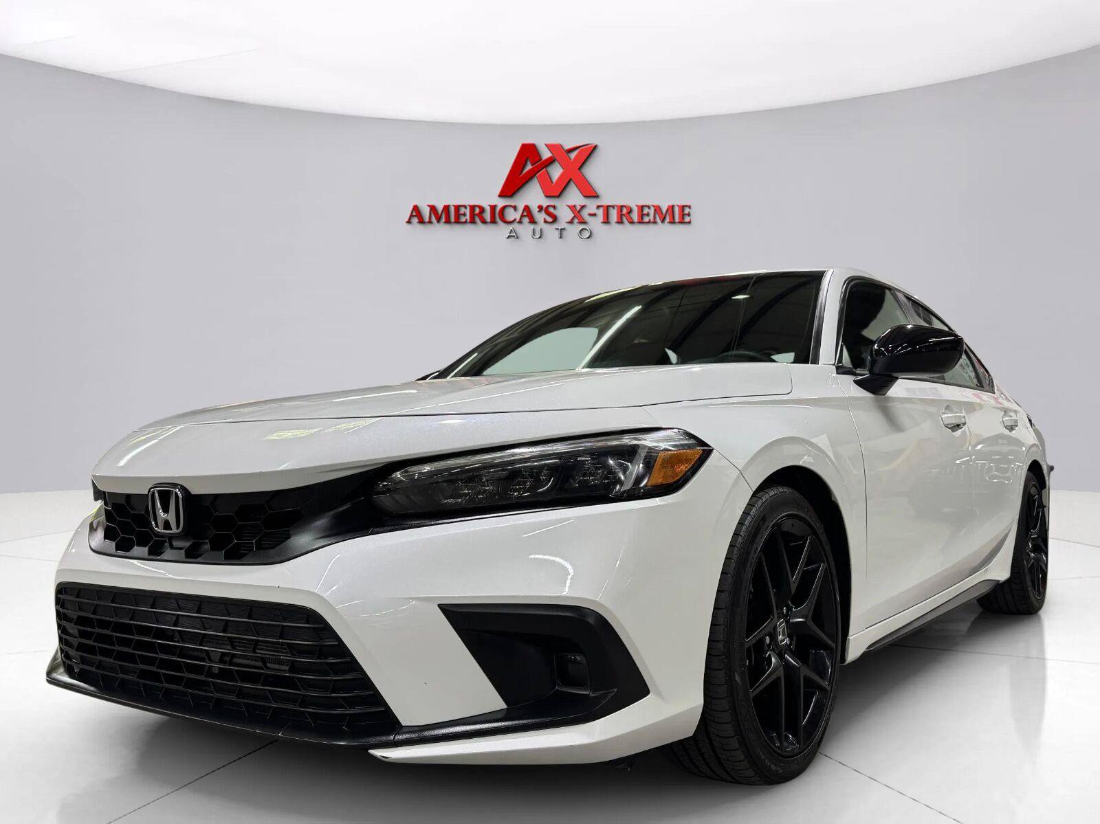 Used 2024 Honda Civic Sport image 2