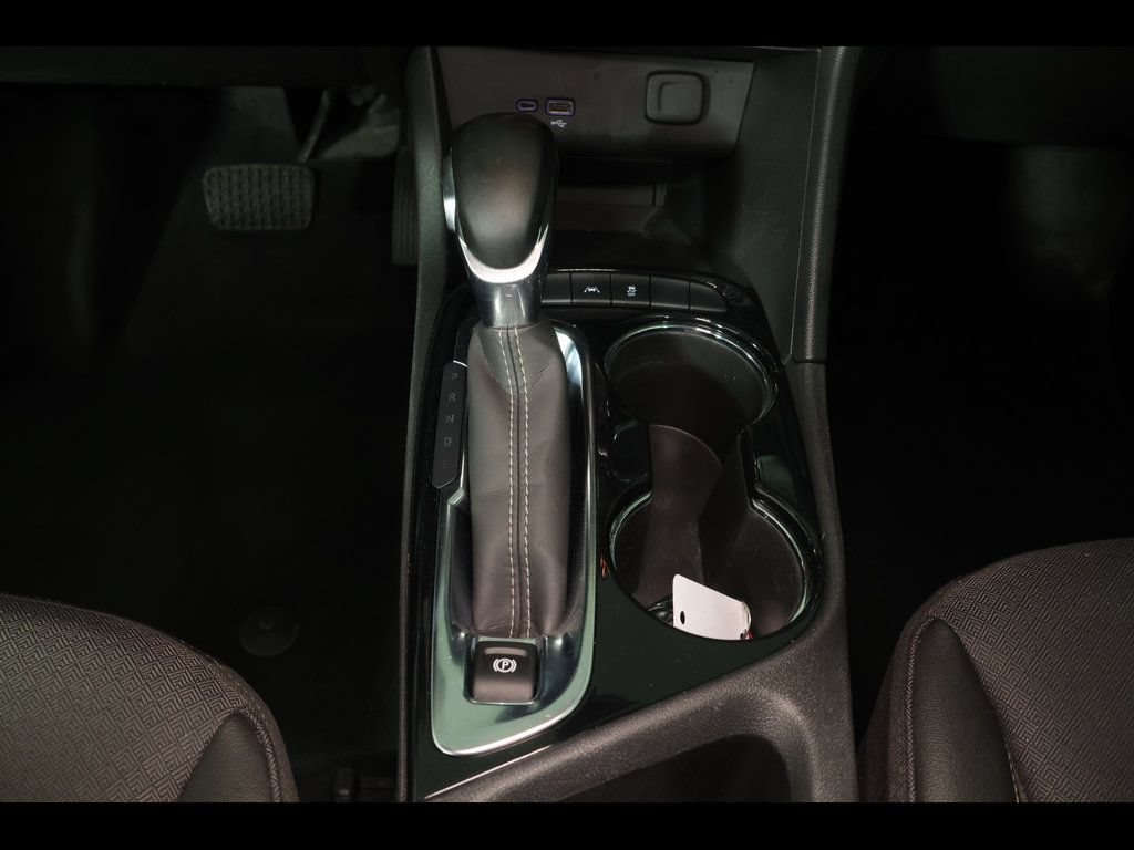 Used 2025 Buick Encore GX Preferred FWD image 25