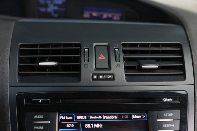 Used 2013 MAZDA MAZDA3 Touring image 38