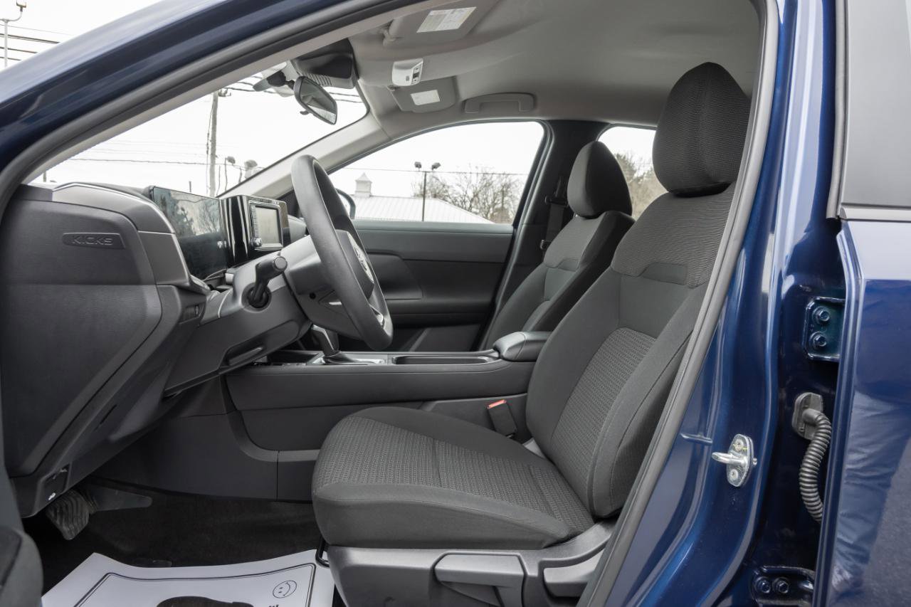 Used 2025 Nissan Kicks S w/ Charging Package FWD image 18