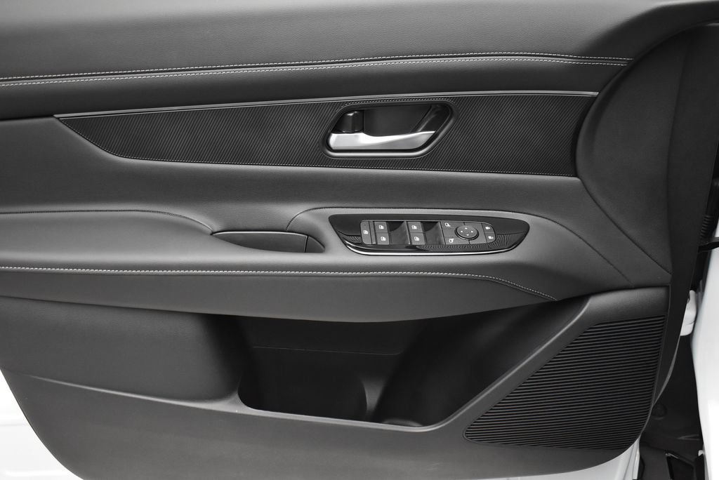 New 2026 Nissan Murano SV AWD/4WD image 9