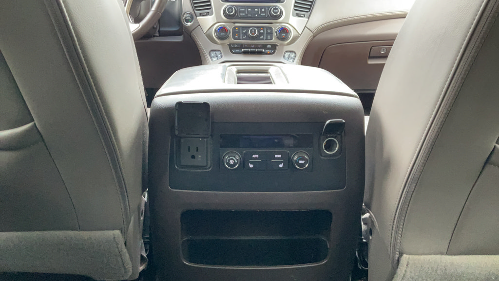 Certified 2020 GMC Yukon XL Denali w/ Denali Premium Package AWD/4WD image 24