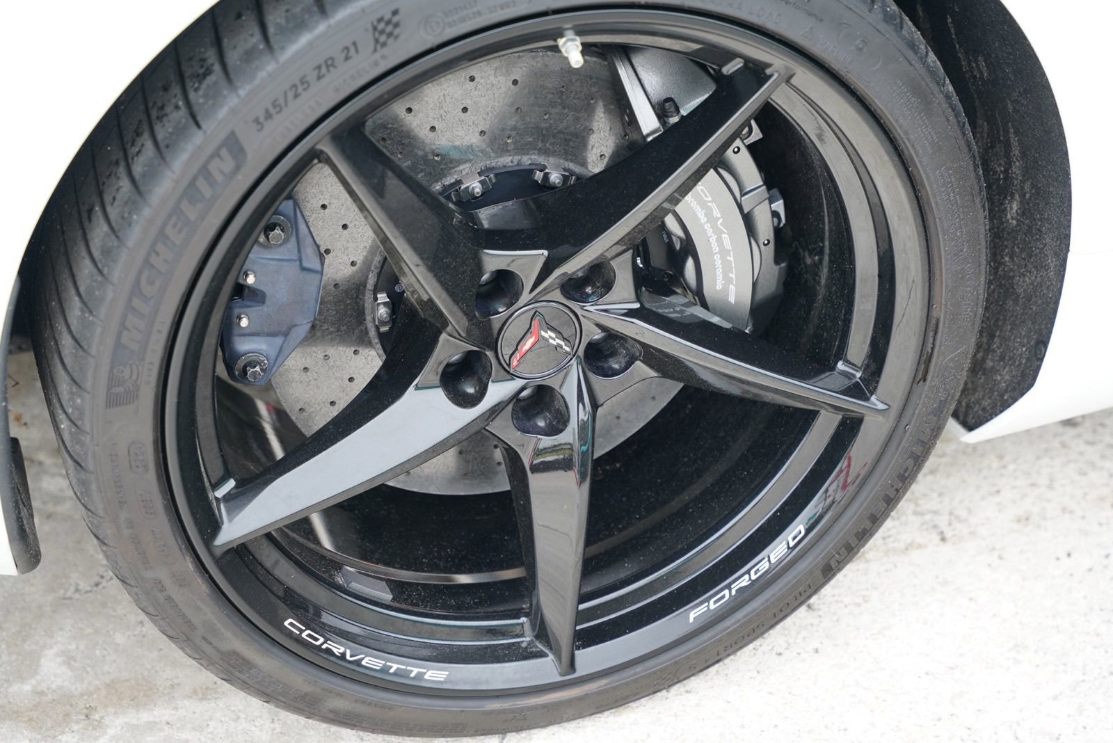 Used 2024 Chevrolet Corvette E-Ray AWD/4WD image 16