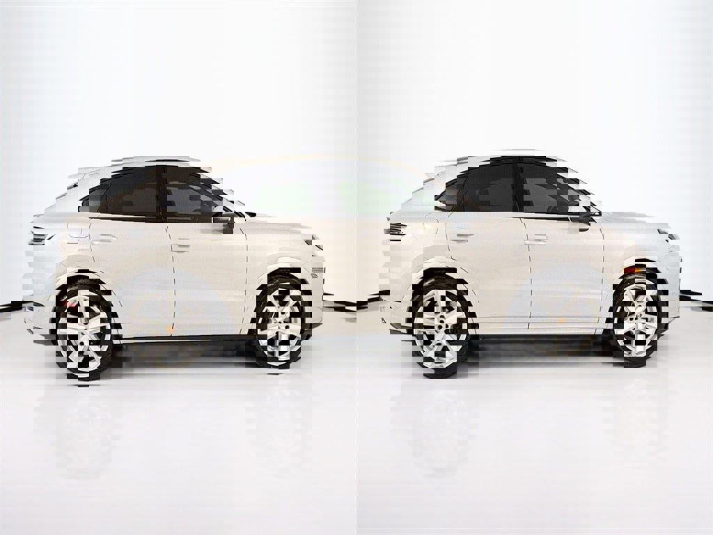 New 2026 Porsche Cayenne Coupe image 8