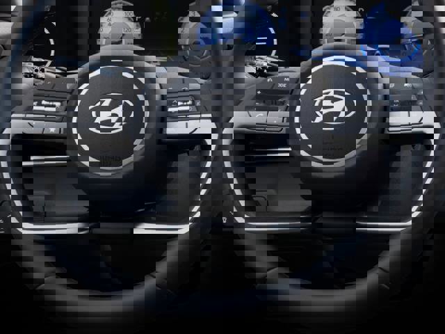 New 2025 Hyundai Elantra SEL image 15