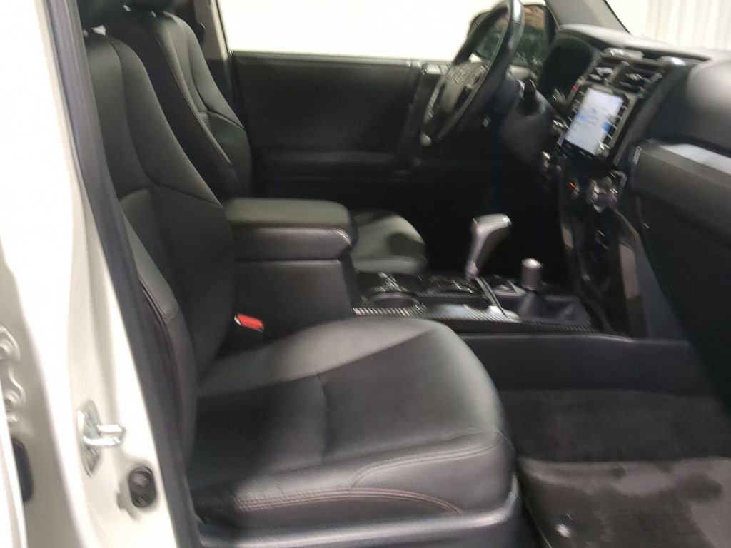 Used 2023 Toyota 4Runner TRD Off-Road Premium w/ Off Road Premium Plus Package AWD/4WD image 25