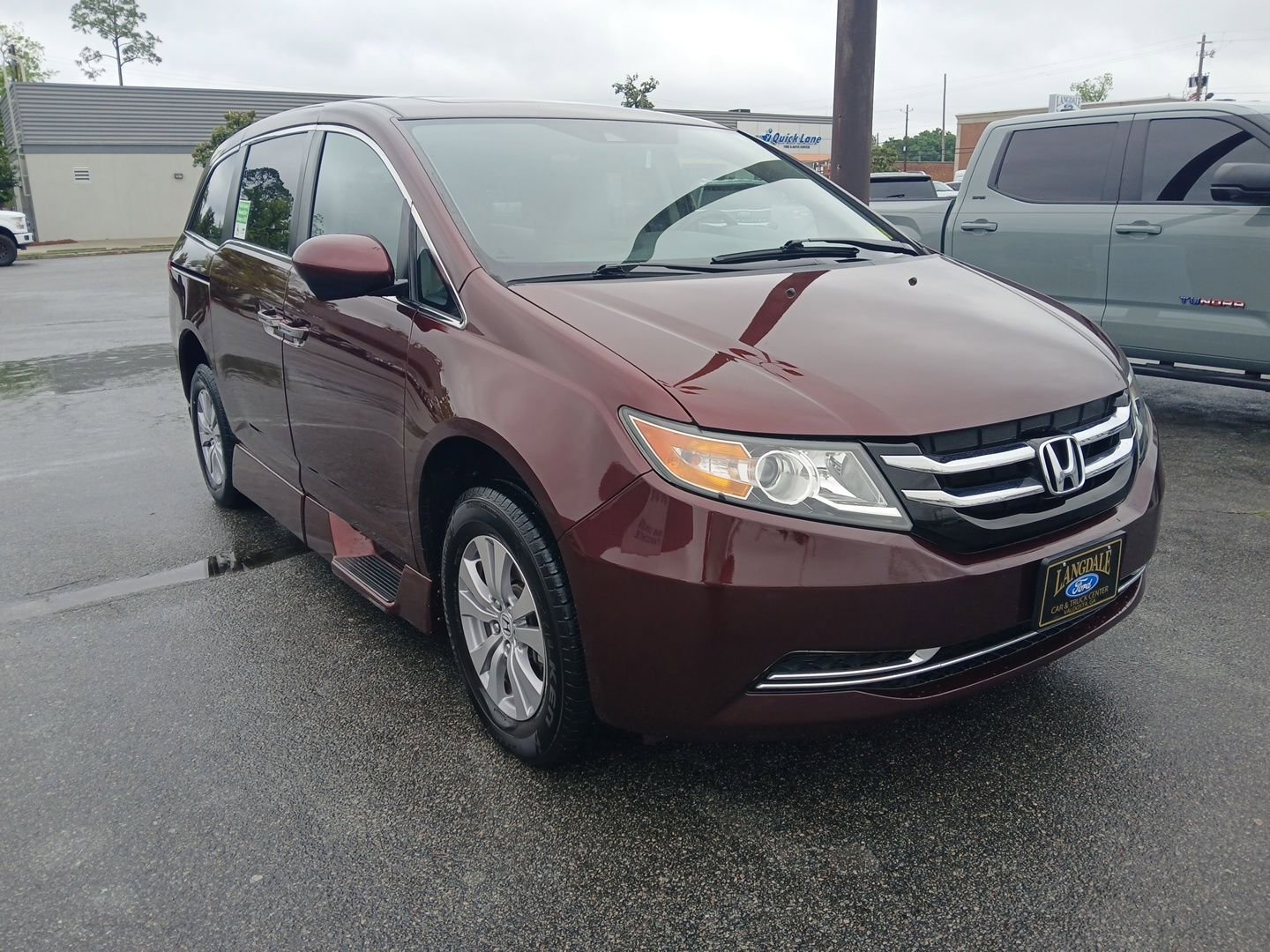 Used 2017 Honda Odyssey EX-L image 3
