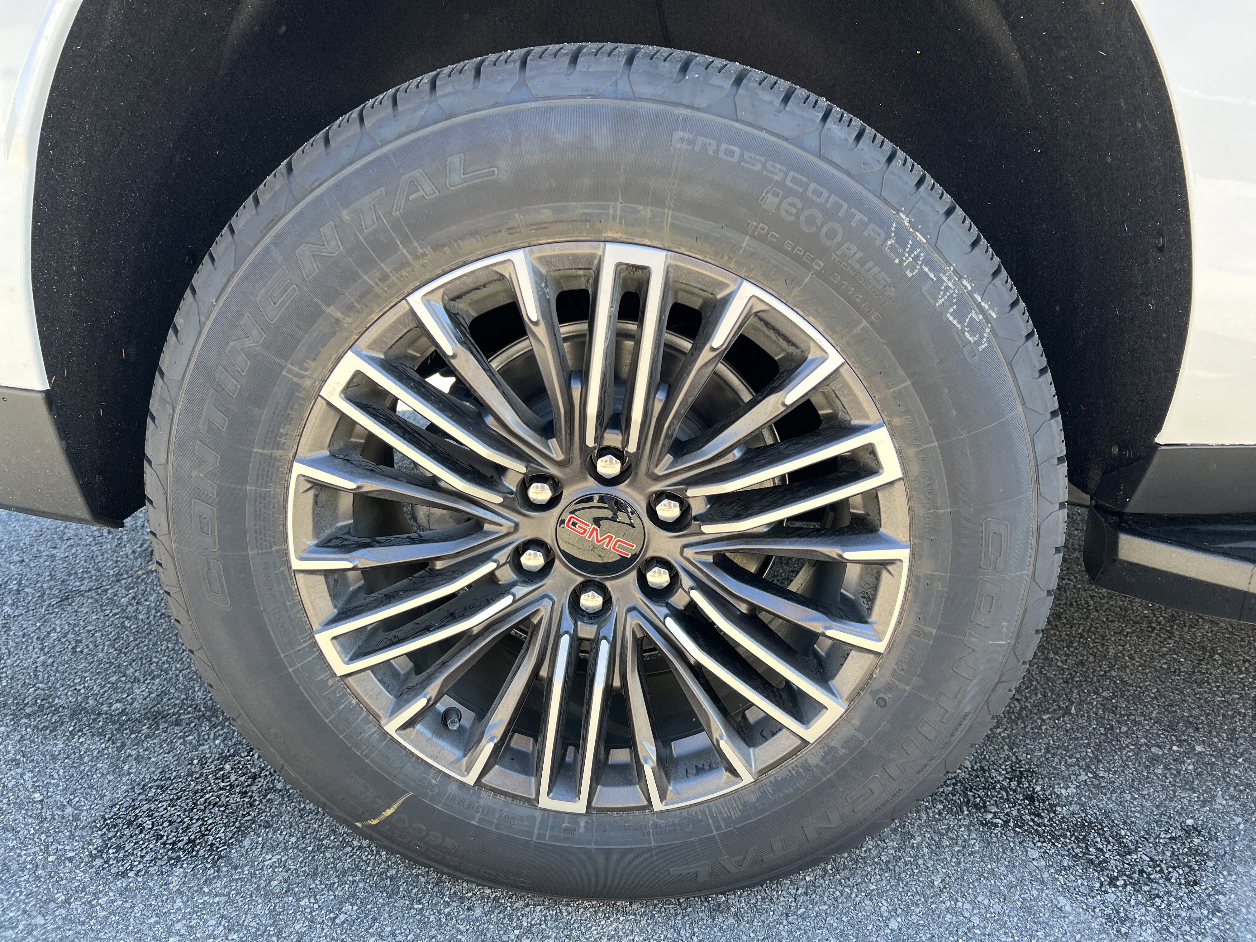 New 2026 GMC Yukon XL Elevation image 20