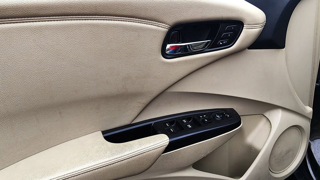 Used 2015 Acura RDX AWD w/ Technology Package image 12