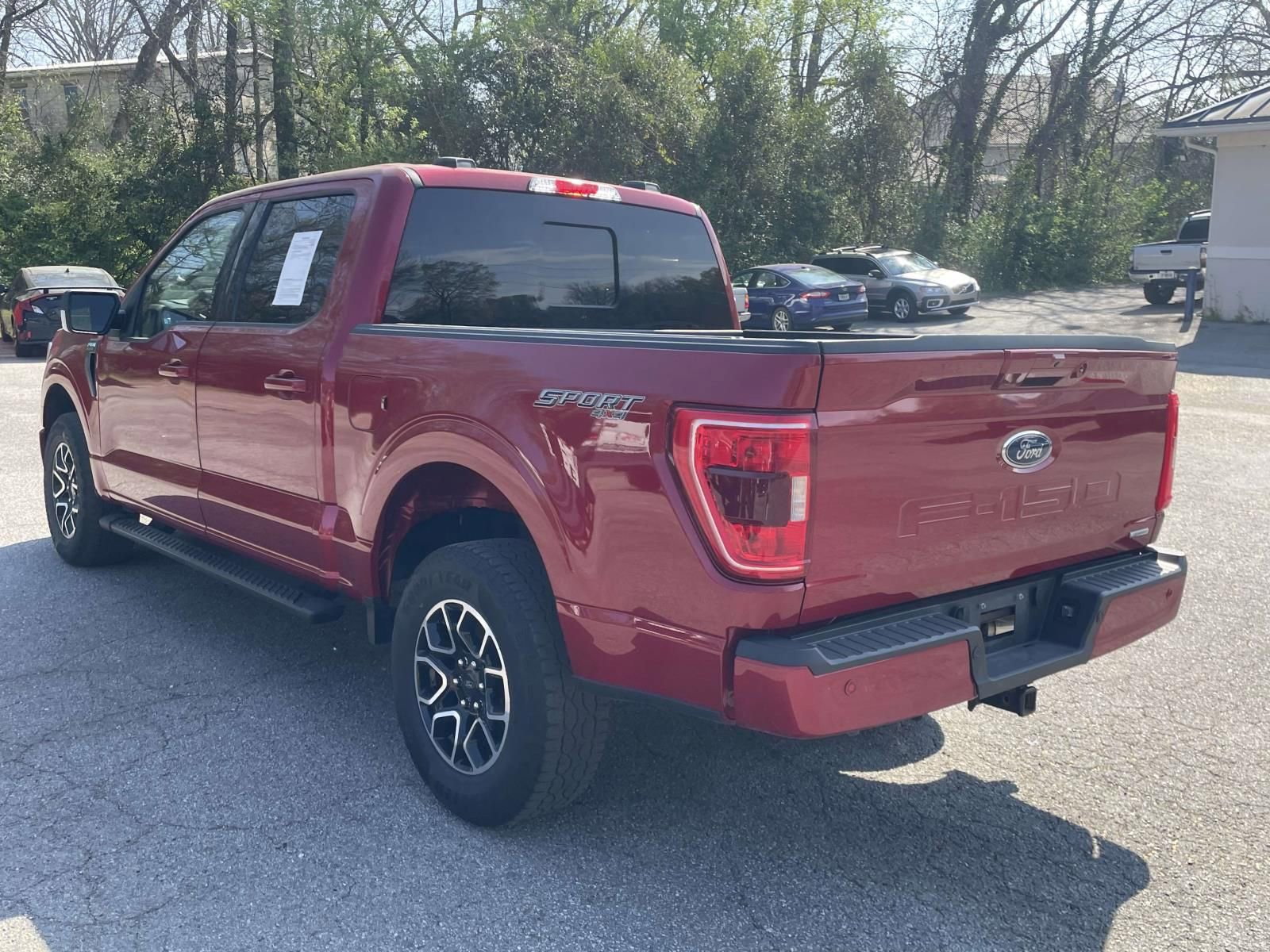 Certified 2022 Ford F150 XLT w/ Equipment Group 302A High image 8