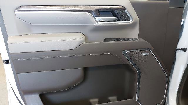 New 2026 Chevrolet Silverado 3500 LTZ w/ LTZ Convenience Package image 23