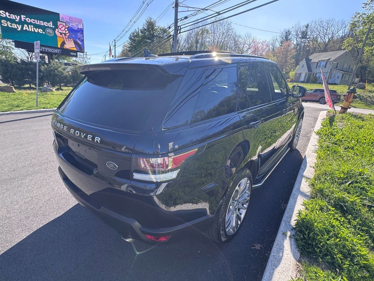 Used 2016 Land Rover Range Rover Sport Supercharged AWD/4WD image 4