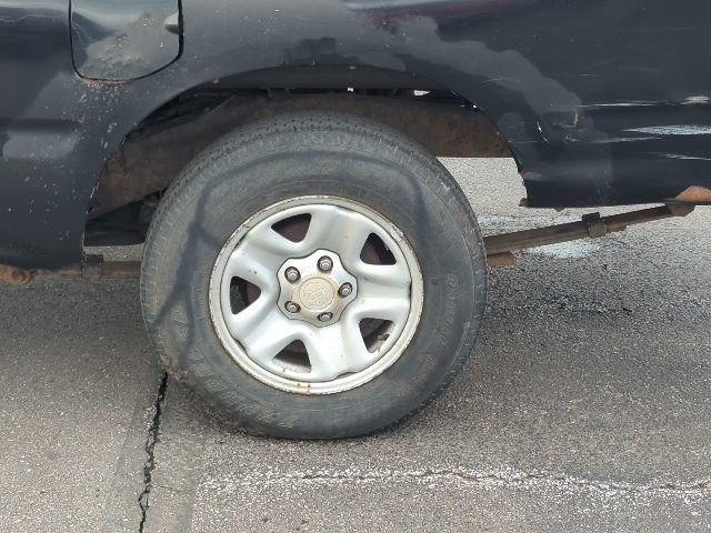 Used 2003 Toyota Tacoma 2WD Xtracab image 10