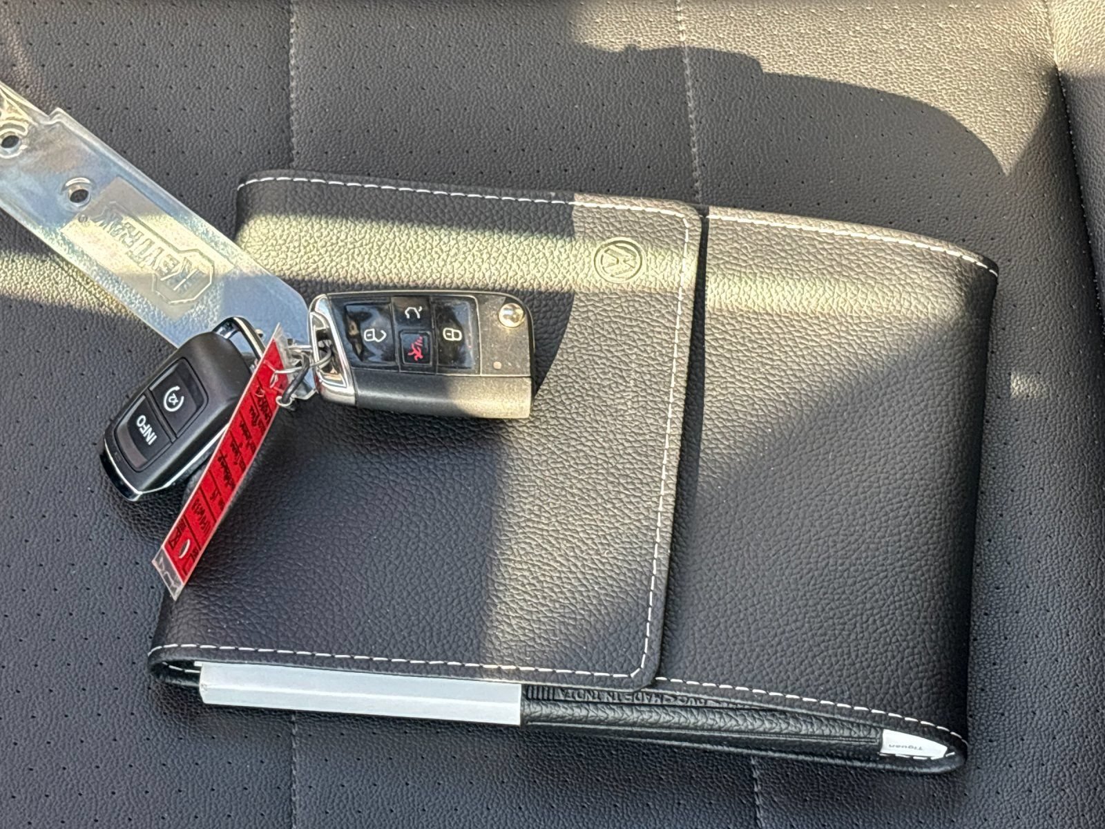 Used 2019 Volkswagen Tiguan SE AWD/4WD image 9