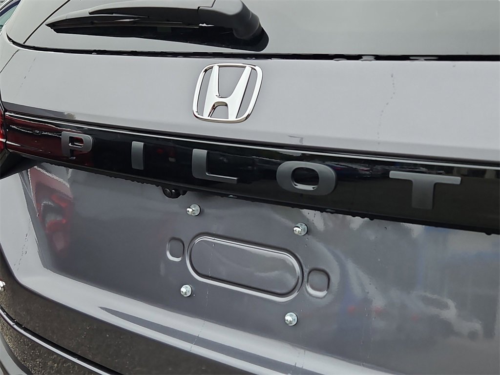 New 2025 Honda Pilot EX-L image 4