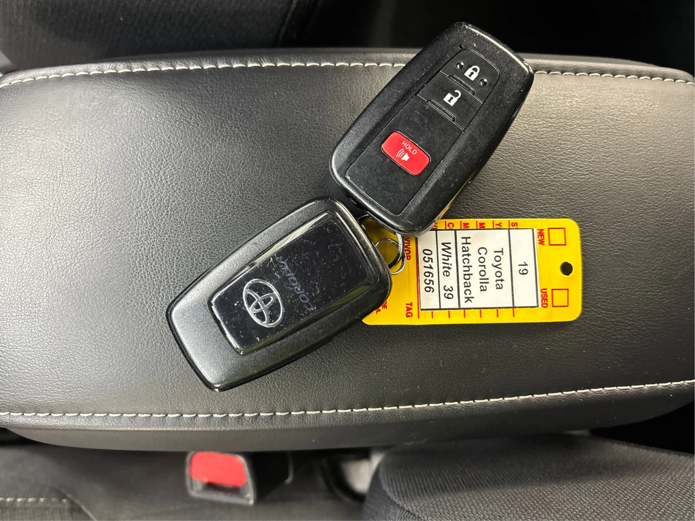 Used 2019 Toyota Corolla SE w/ SE Option Package image 39