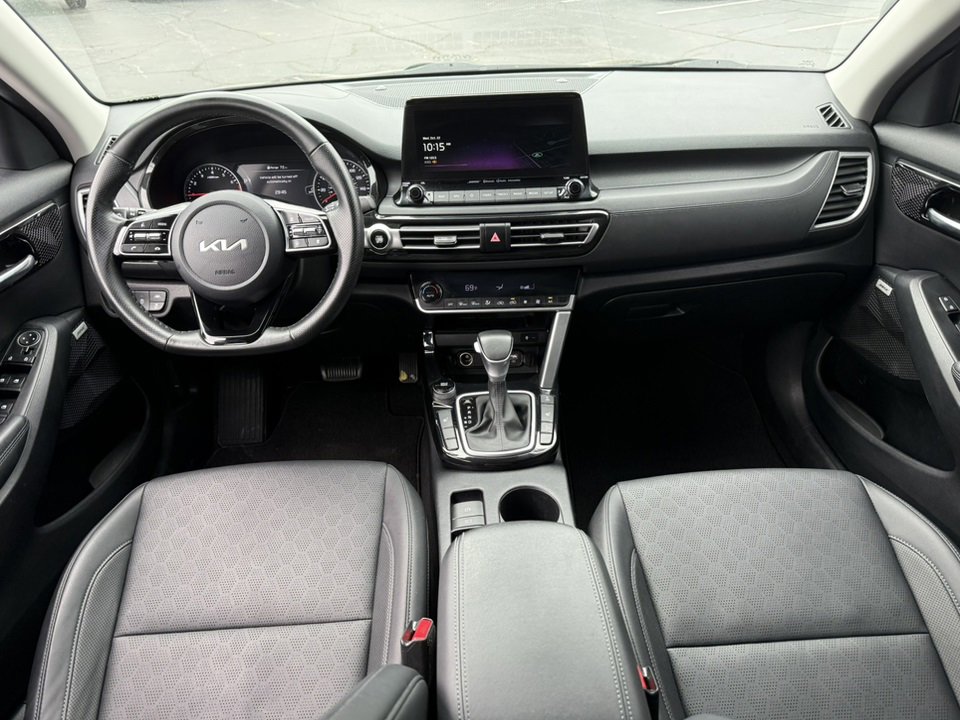 Used 2022 Kia Seltos SX image 28