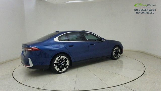 Used 2025 BMW i5 xDrive40 w/ Premium Package image 70