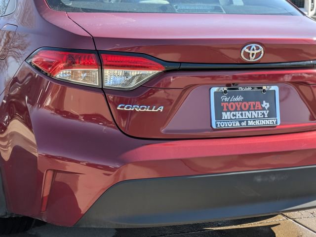 Used 2025 Toyota Corolla LE image 9