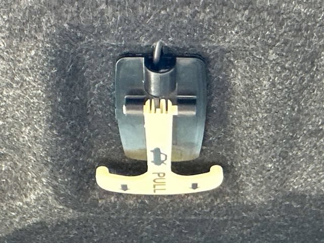 New 2026 Nissan Sentra SL w/ Floor Mat Package FWD image 17