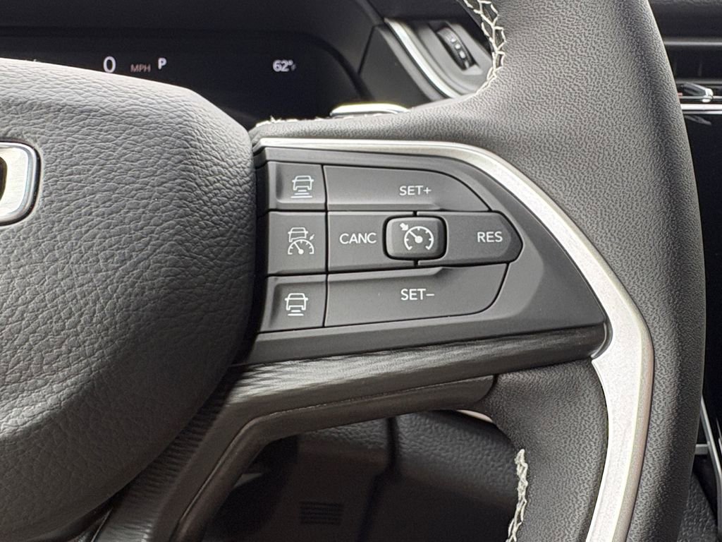New 2026 Jeep Grand Cherokee Laredo X image 15