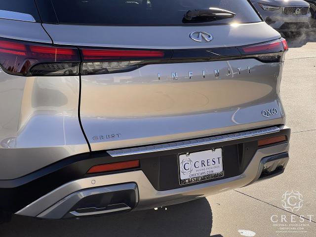 Used 2023 INFINITI QX60 Sensory w/ Cargo Package image 6