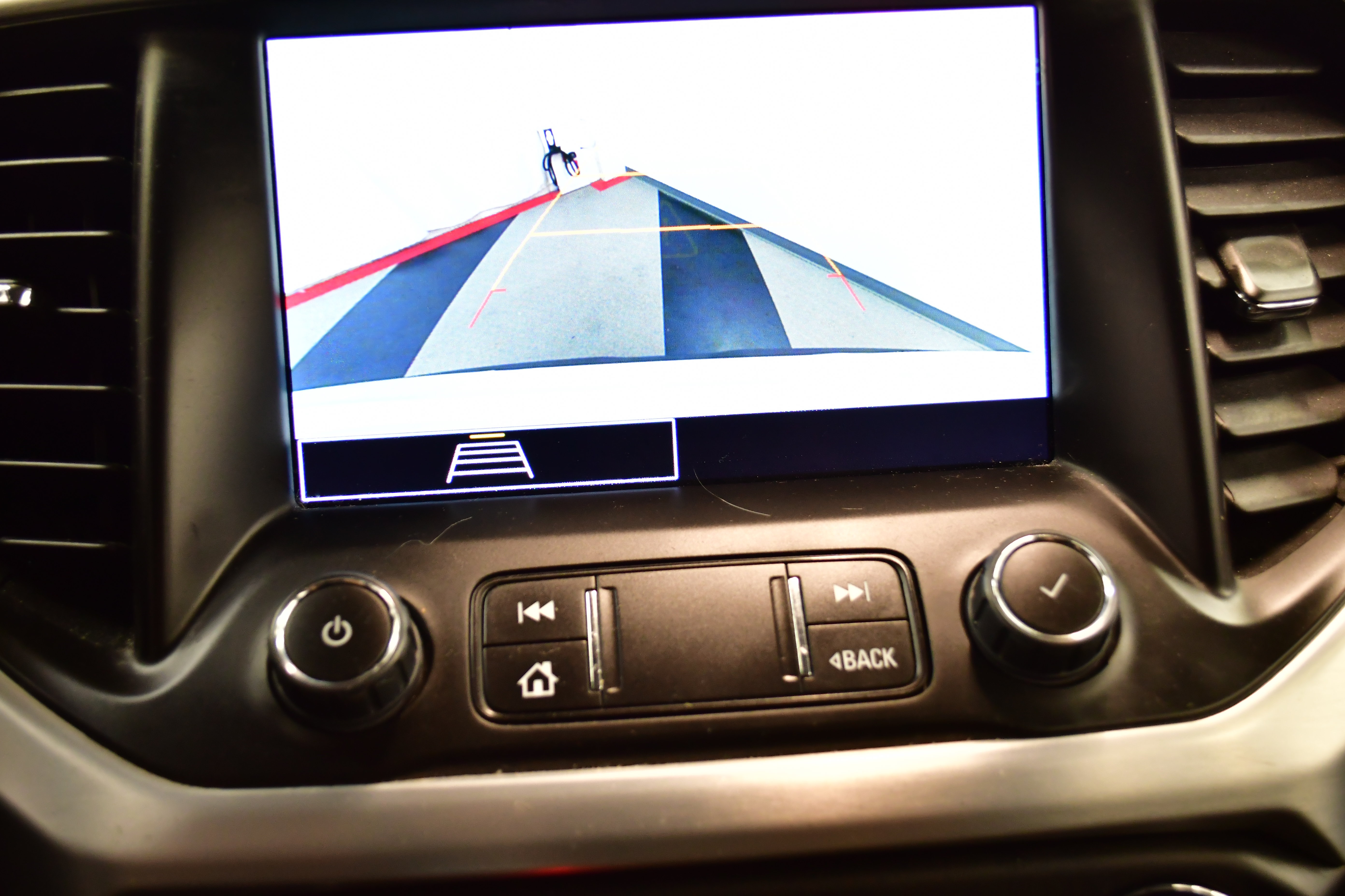 Used 2023 GMC Acadia SLE AWD/4WD image 26