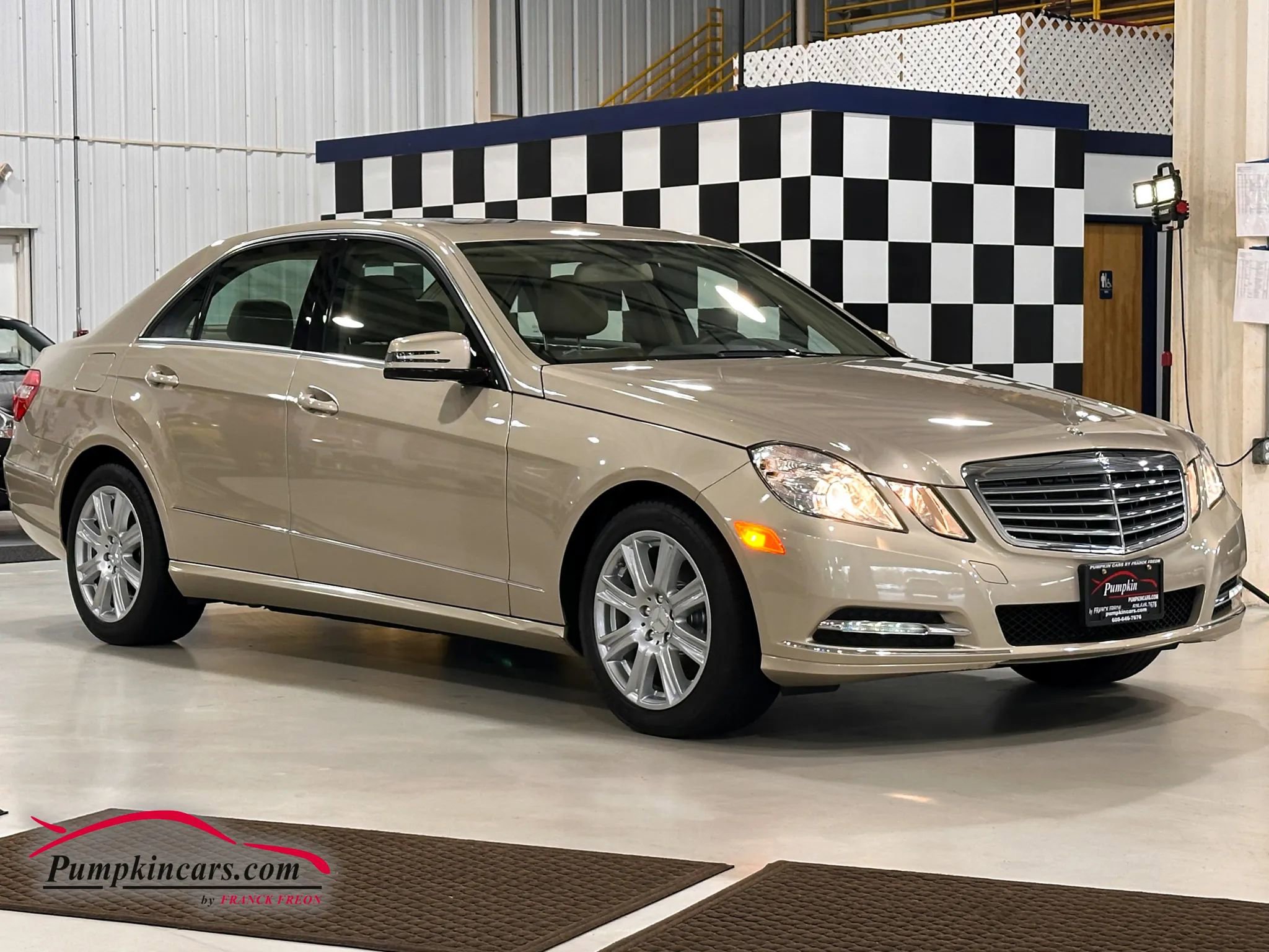 Used 2013 Mercedes-Benz E 350 Luxury w/ Premium 1 Pkg image 2
