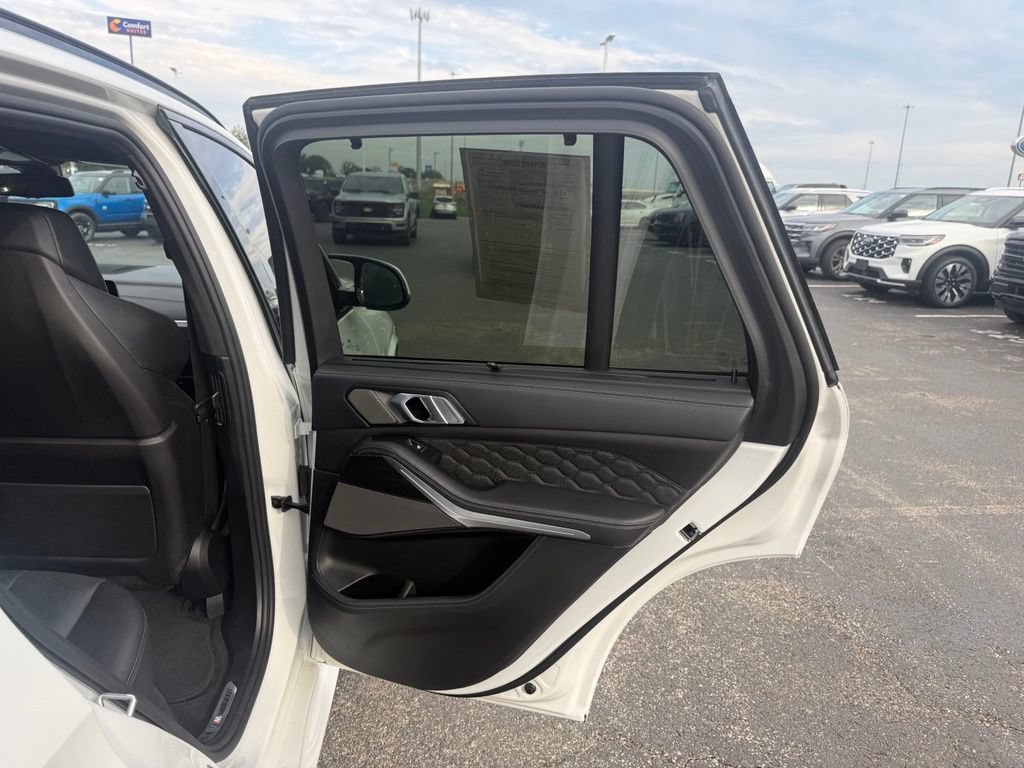 Used 2021 BMW X5 M w/ Executive Package AWD/4WD image 58