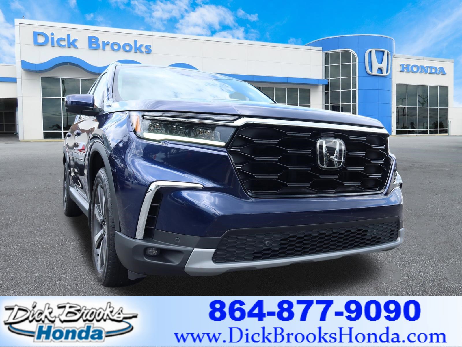Certified 2023 Honda Pilot Touring image 1